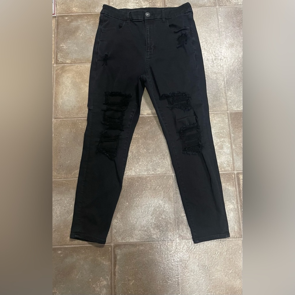 Distressed Black 12Short American Eagle Jeans CURVY Hi-Rise Jegging